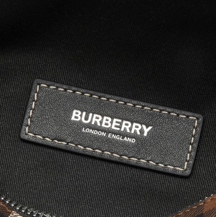 Burberry man bag