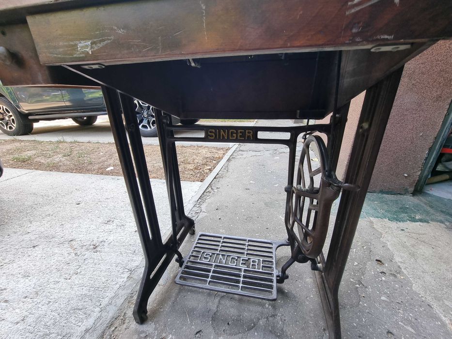 Masina de cusut SINGER model 15K  serie EA940210, an 1937, ocazie