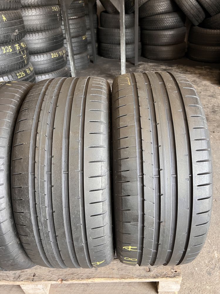 4 anvelope vara 255/35/18 + 225/40/18 , Dunlop !