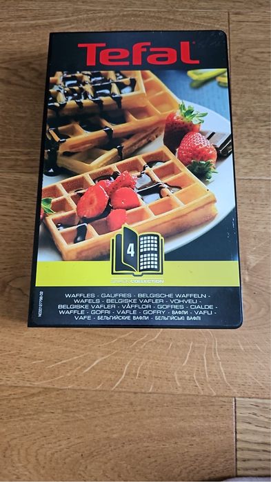 Placi noi-noute de waffle/gofre la aparat Tefal Snack collection