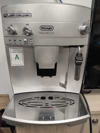 Expresor automat DeLonghi Magnifica, cafea boabe