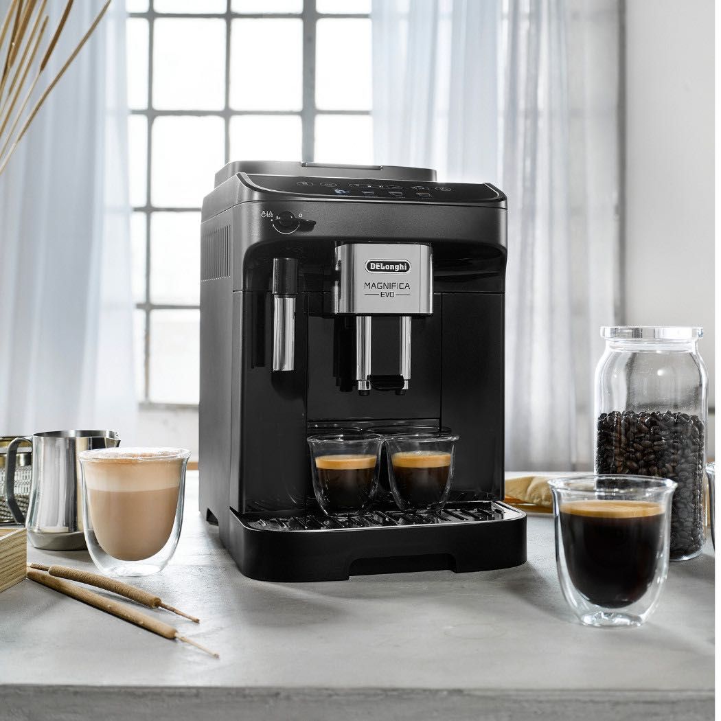 Внос!! DeLonghi Magnifica EVO