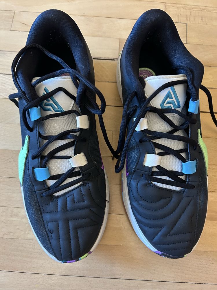 Adidasi Nike Zoom Freak 5