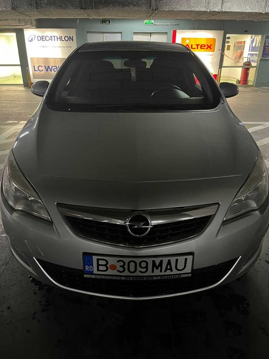 Vand Opel Astra J 2012