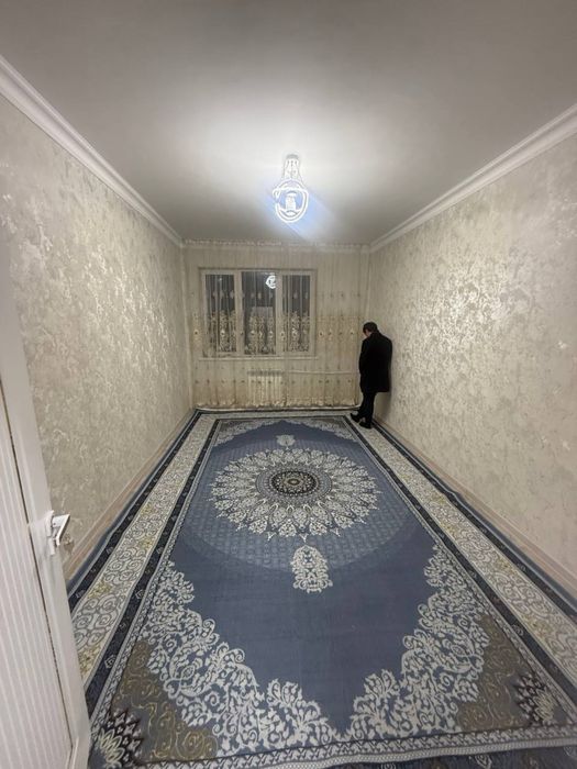 Arenda kvartira uchtepa  21 kvartalda 3-4/4/4 oilaga qizlaga