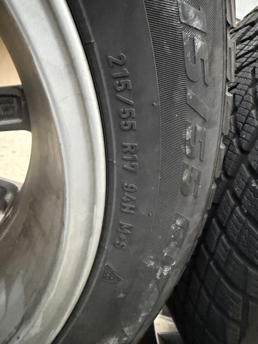 Jante aliaj 17” originale VW Passat + cauciucuri iarnă 215/55 R17