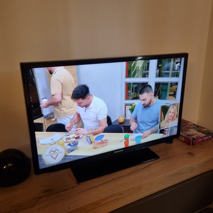 Samsung smart tv ca nou