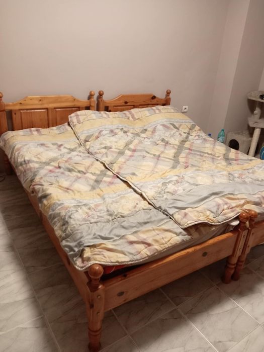 3 единични легла.