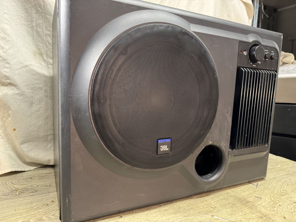 JBL Control SUB-10