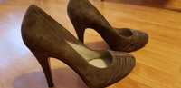 Pantofi maro piele intoarsa Nine West 38