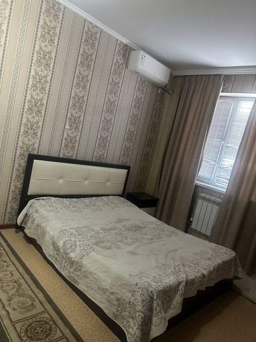 Кровать с матрасом