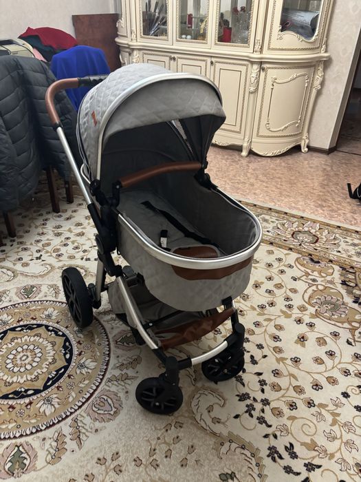Продам хорошую коляску