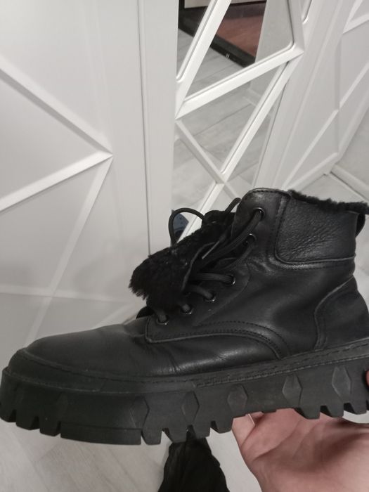 Зимние ботинки мужские 40 размер состояние отличное