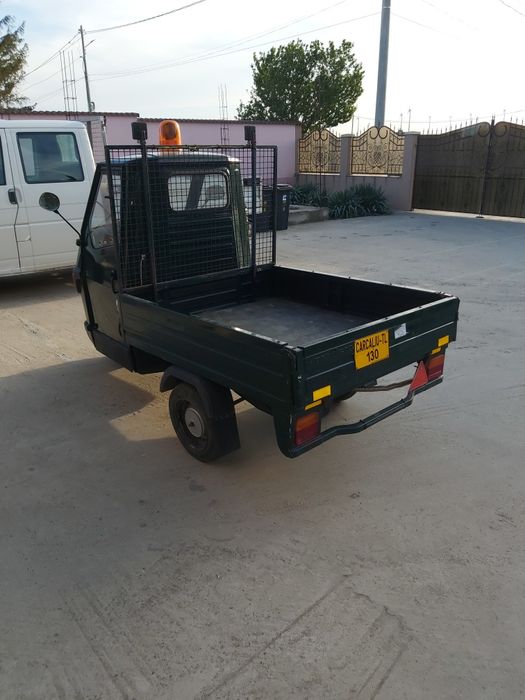 Vând Piaggio Ape 50
