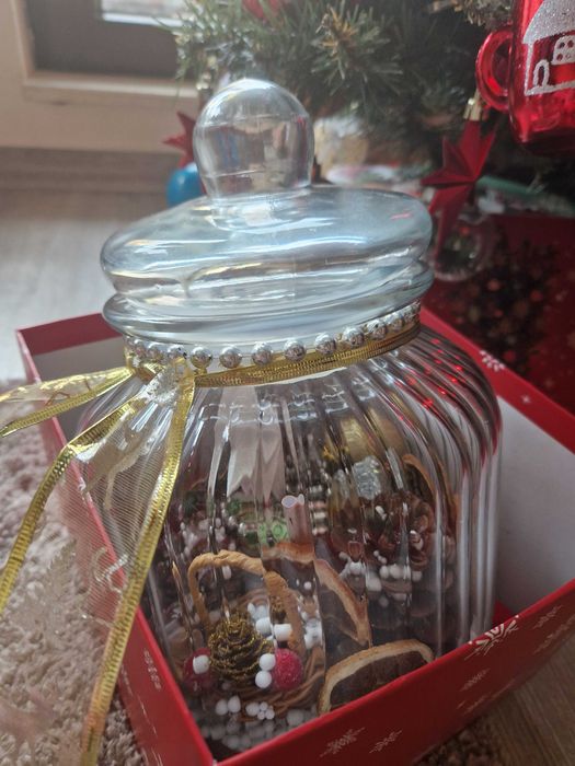 Коледен буркан с 365 късметчета