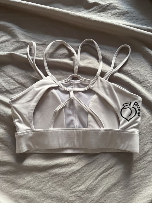 Спортни дрехи My Protein/ Oysho, Peach Pump и др.