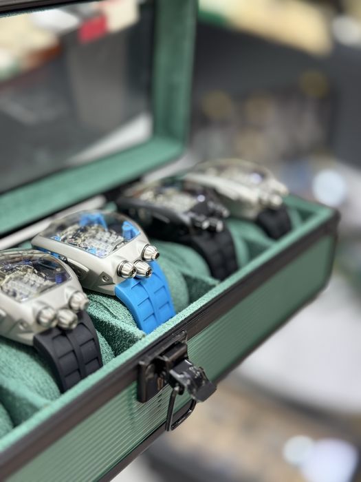 Buggatiy cherona. Qol. Soat