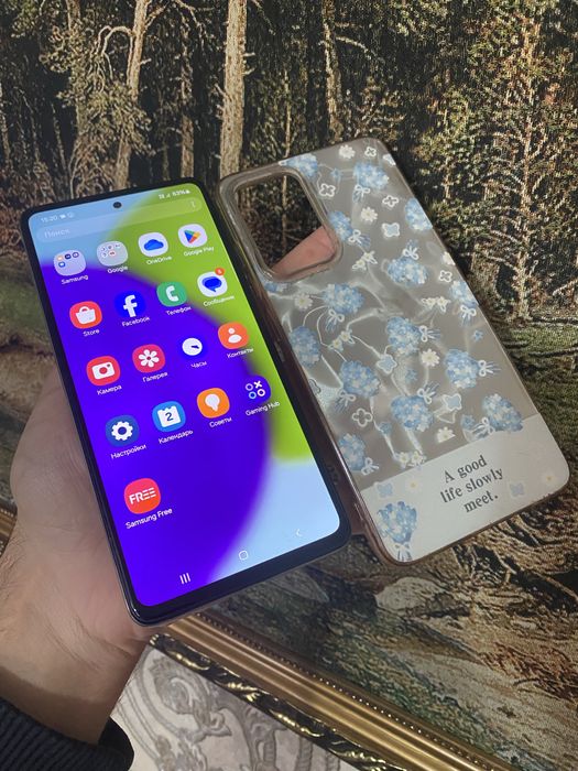 Продам телефон Samsung A52 8/256