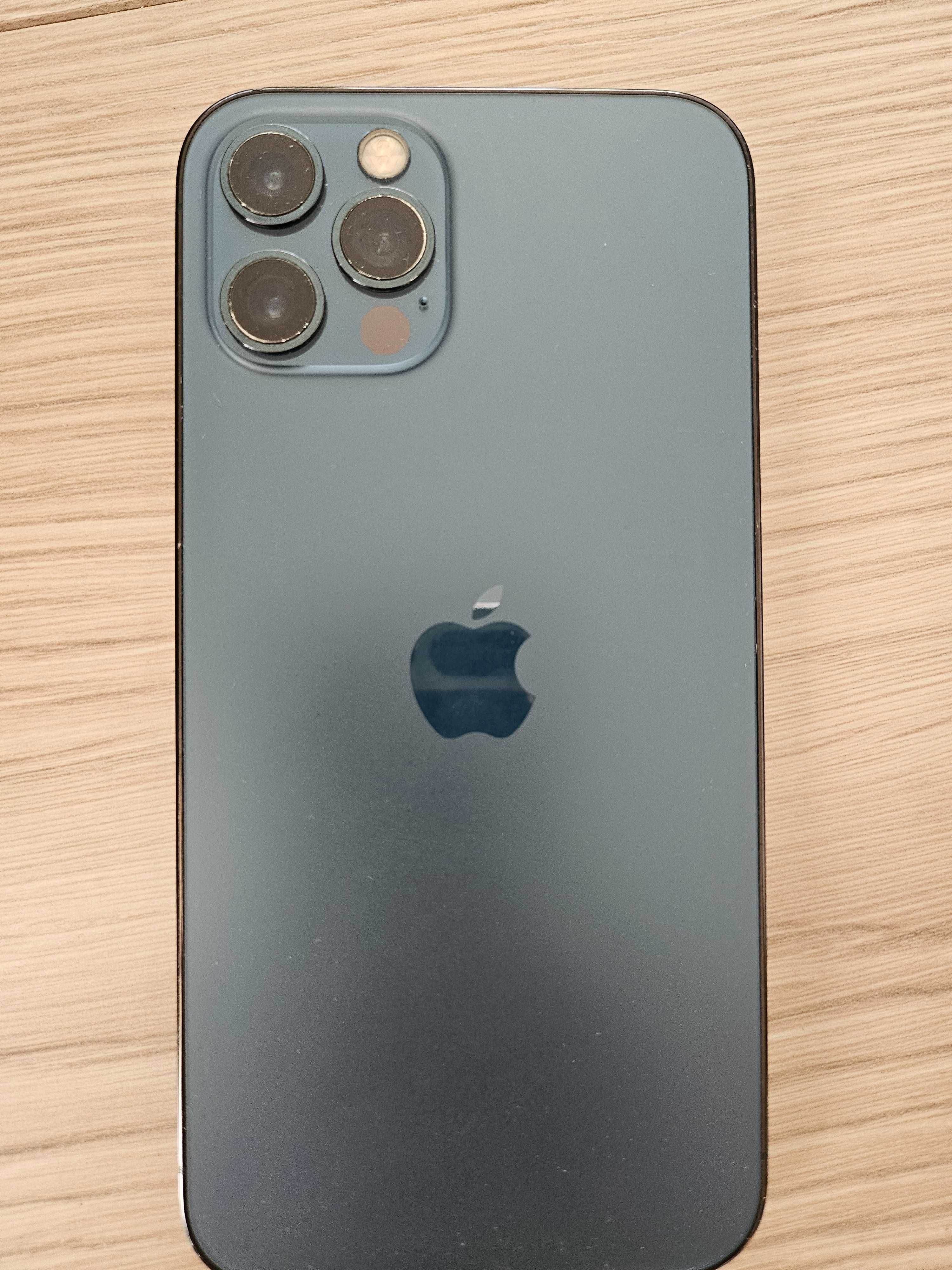Iphone 12PRO много запазен