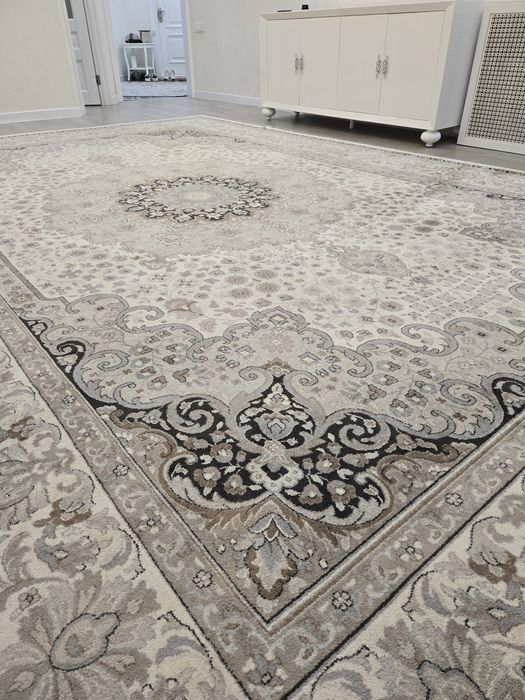 Срочно продам ковёр