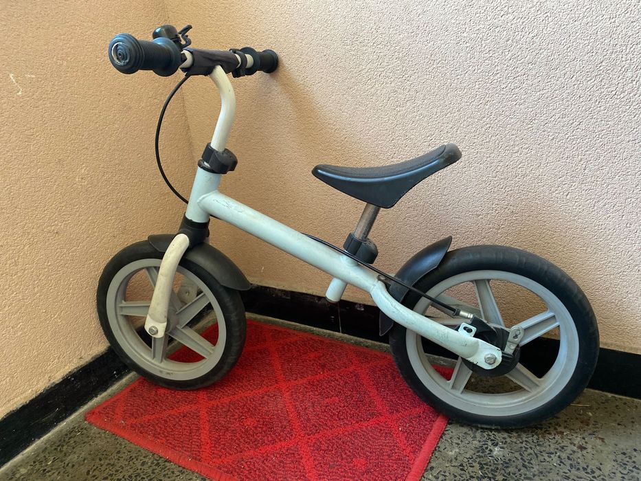 Детски балансьор със спирачка