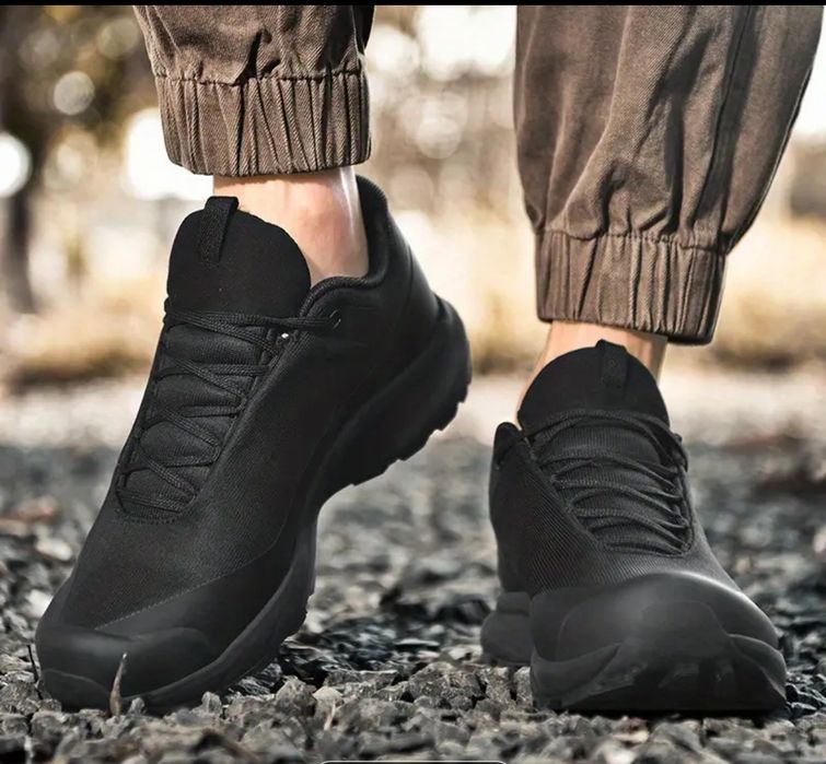 Специални, модел 2025 (мостра) - waterproof, schock absorbing, anti sl