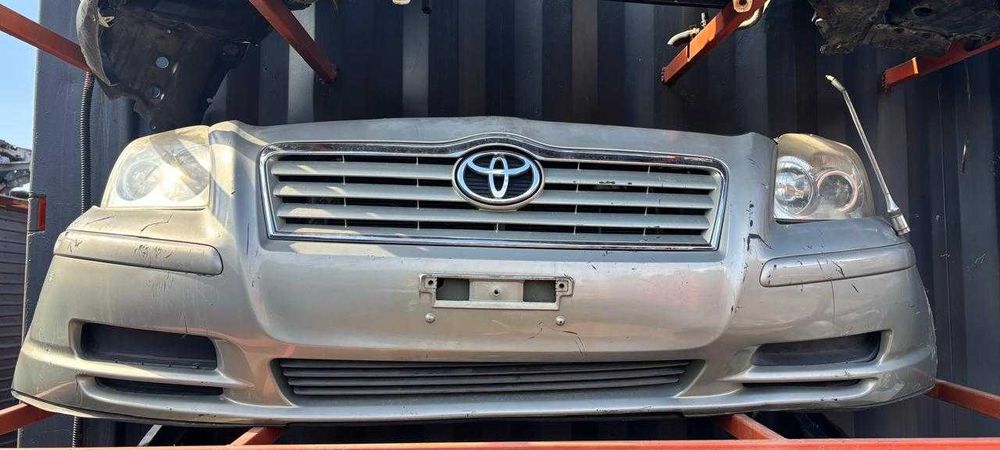 Ноускат Toyota Avensis  2005 года