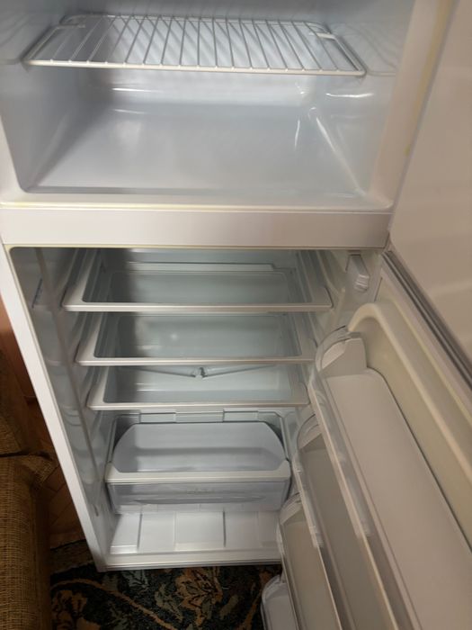 Хладилник Аристон