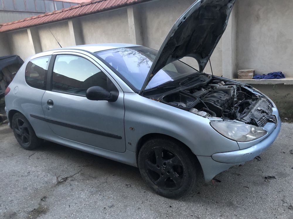 Peugeot 206 / Пежо 206 на ЧАСТИ 16 16v 110сс