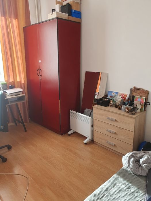 Închiriez garsoniera