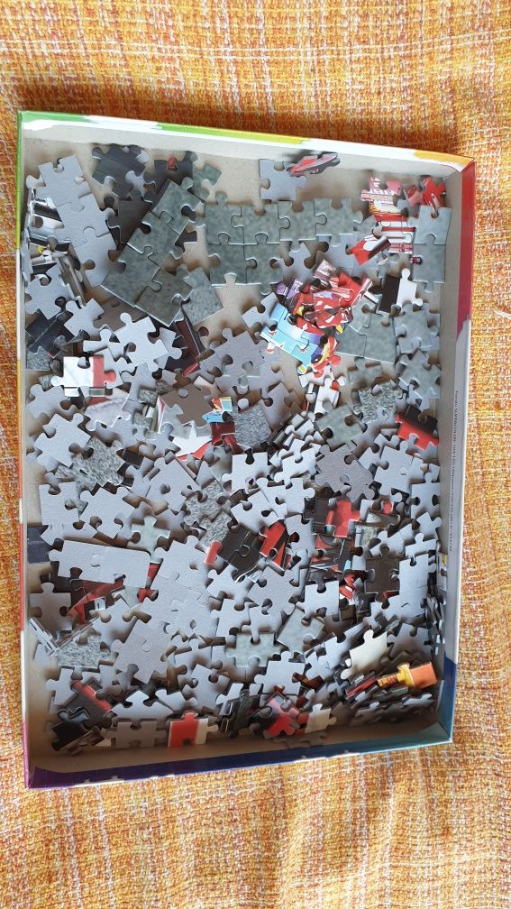 Детски Пъзел формула 1;   350 части