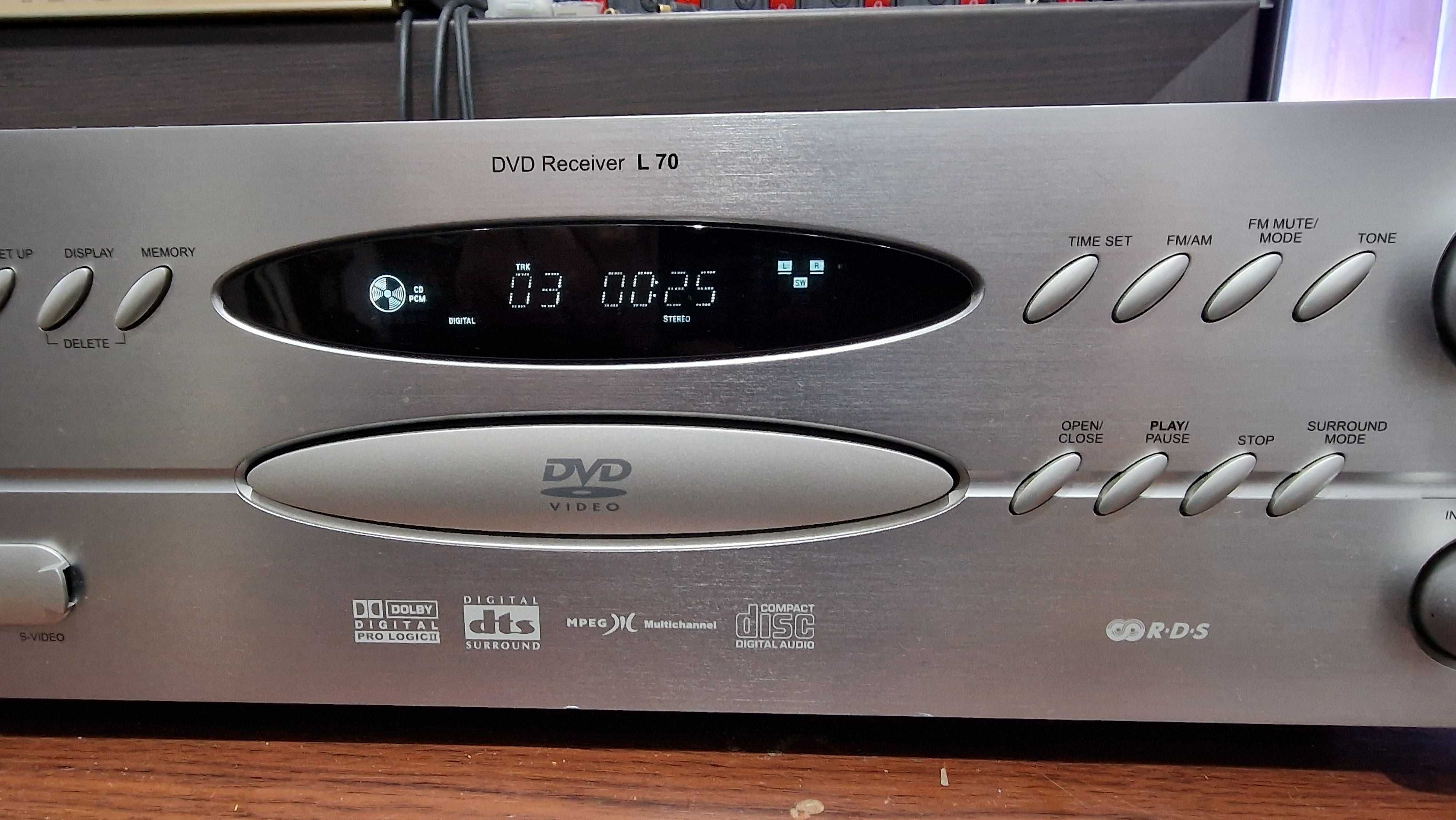 DVD Receiver NAD L - 70 cu brum la volum mic