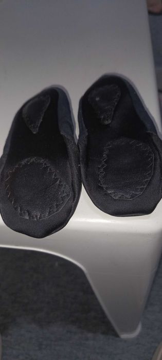 Vând încălțăminte pentru fetițe de balet