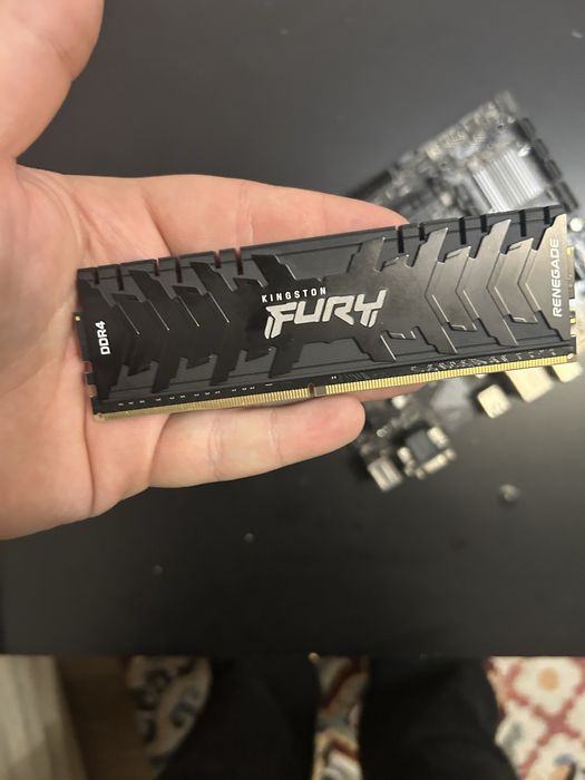 Kit i7-8700 + 16GB RAM DDR4 + ASUS H310M-K | Perfect funcțional