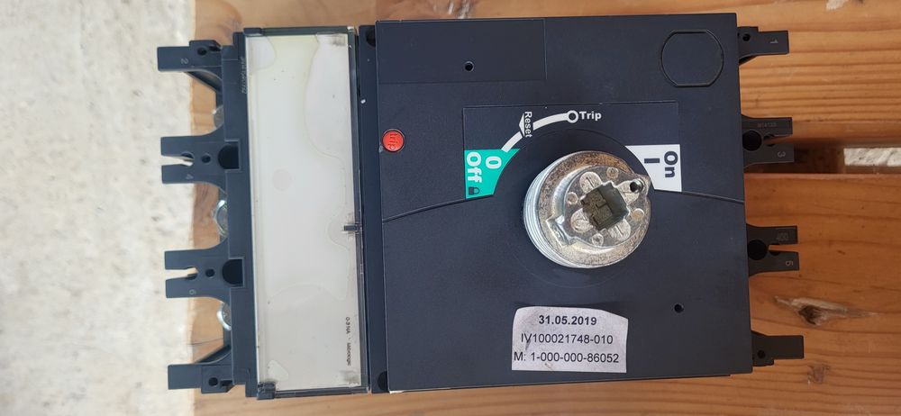 Întrerupător compact Schneider Electric NSX 400-630 F/N/H/Na 6,3 A 50/
