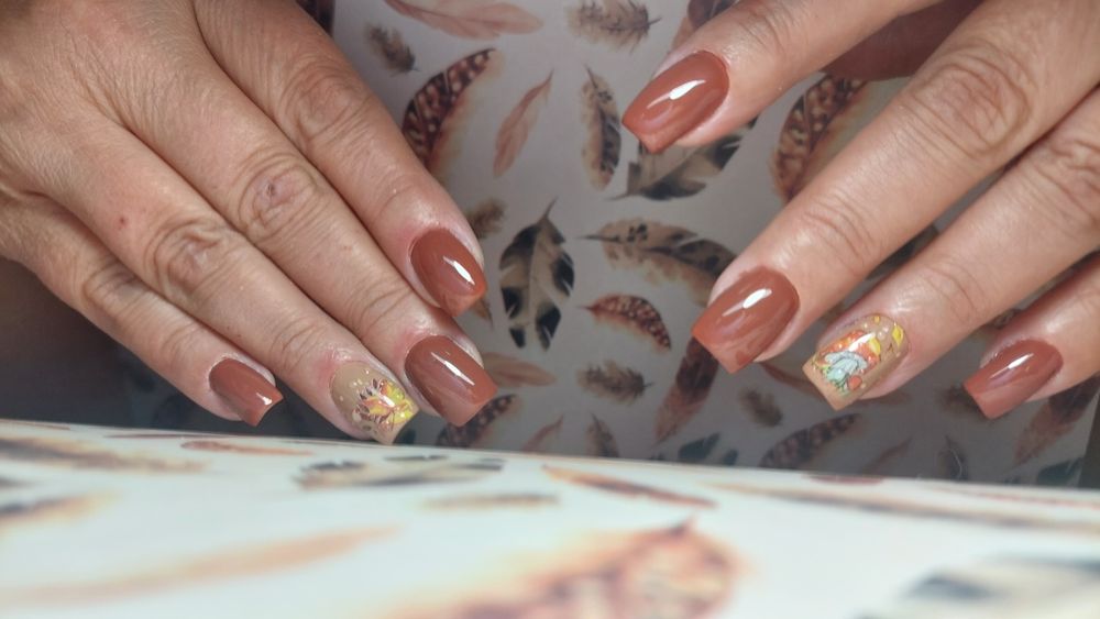 Unghii cu gel /construcție gel