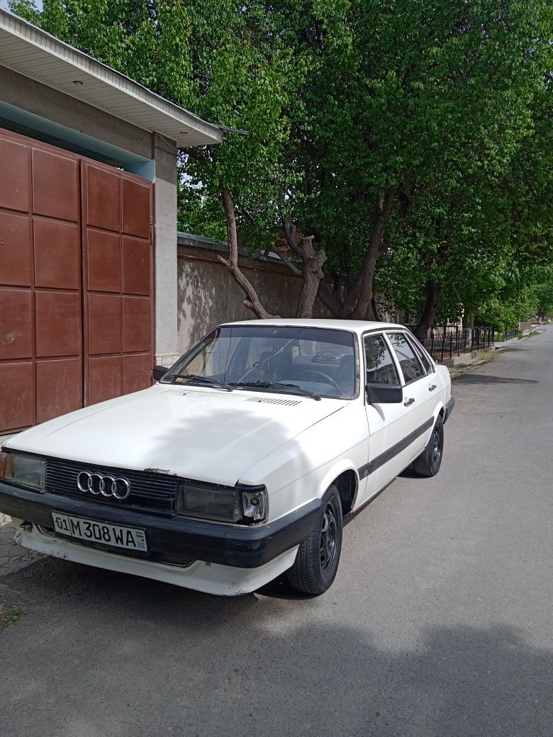 Audi 80 1985 yil Benzin
