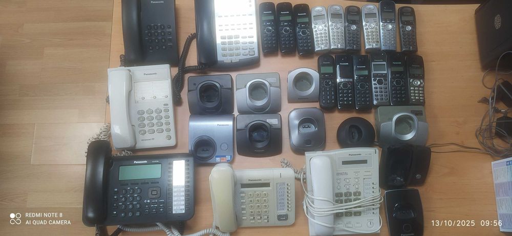 Panasonic  Безжични и стационарни телефони, 22 броя цена за всичко