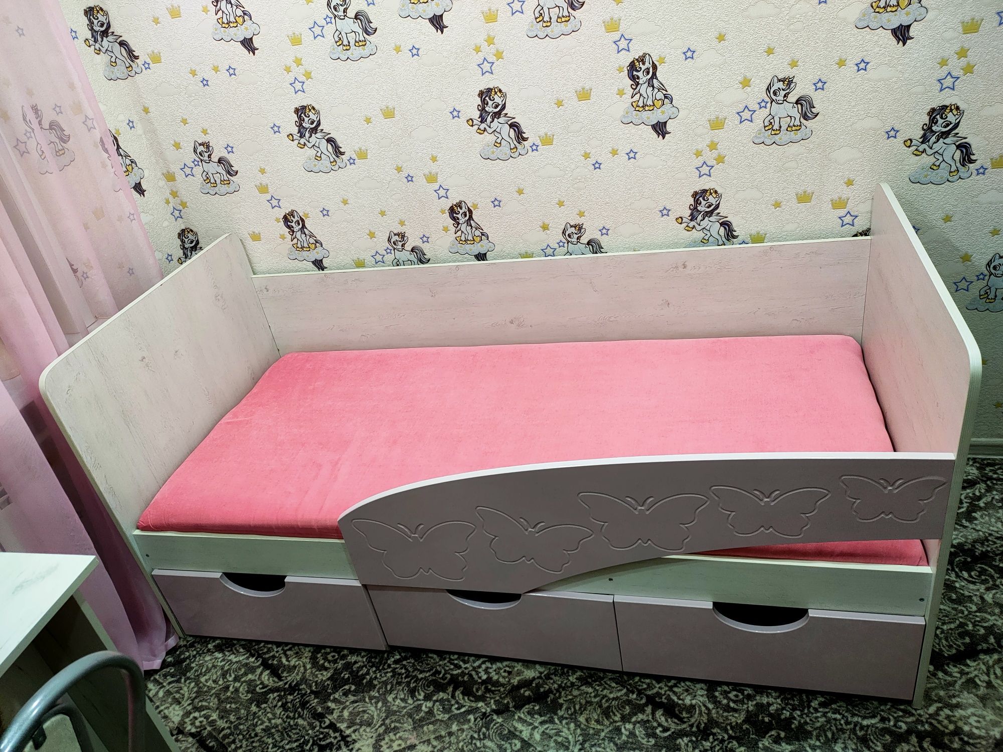 Продам детскую кровать