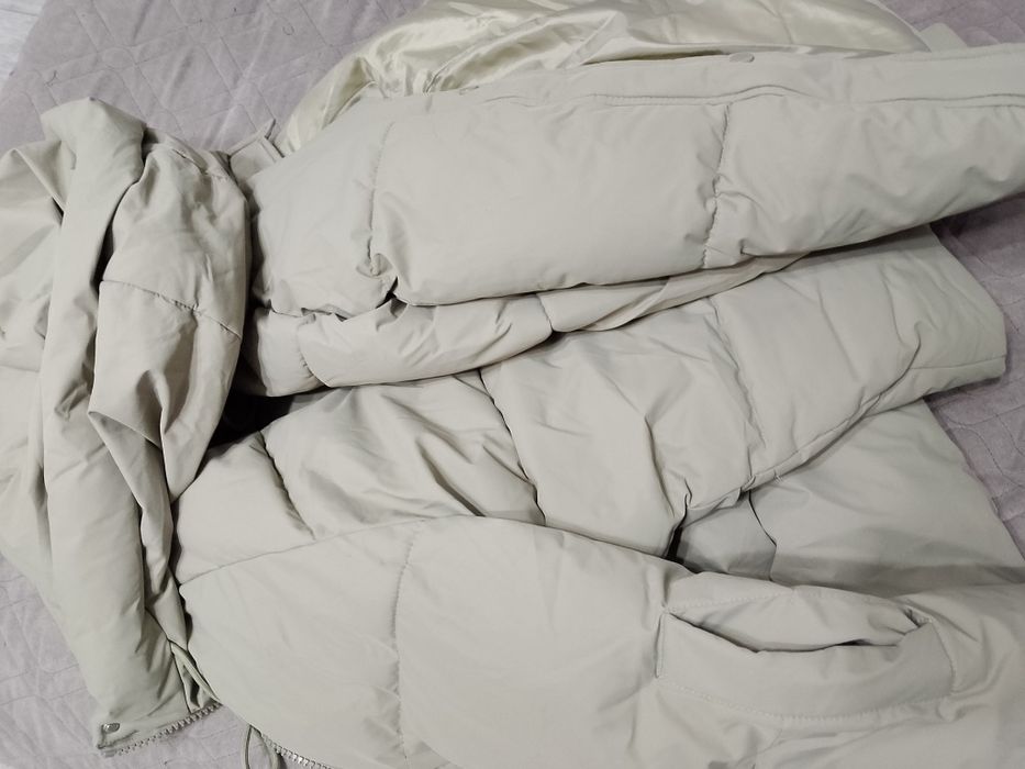 Куртка зимняя , теплая, в хорошем состоянии