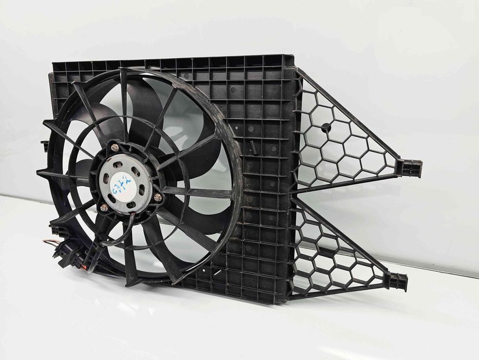 Electroventilator  Volkswagen Polo (6R) [Fabr 2009-2016] 6R0121207 1.6