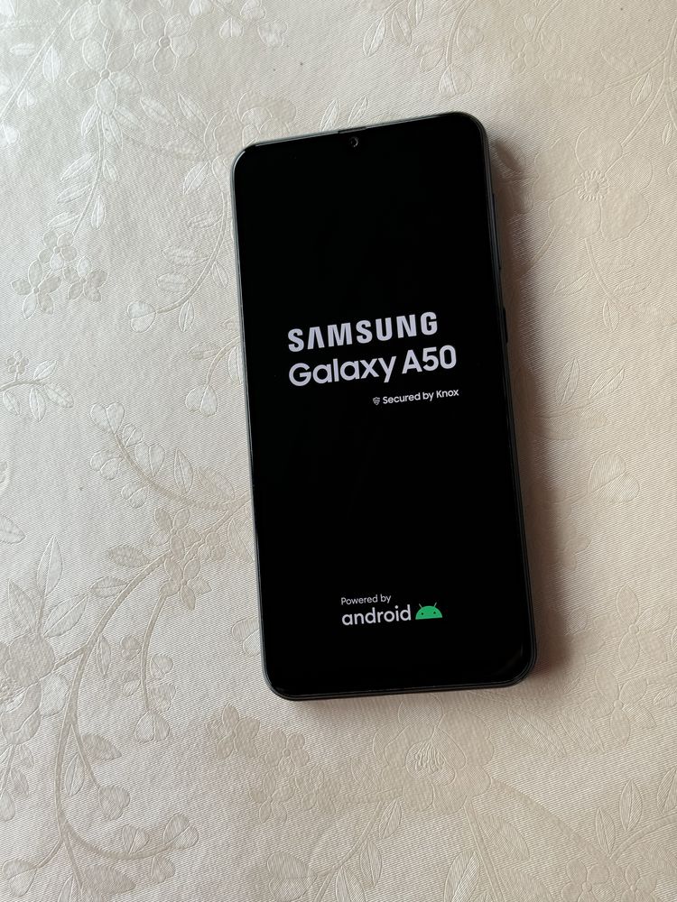 Samsung Galaxy A50, memorie internă 128gb, stare foarte bună