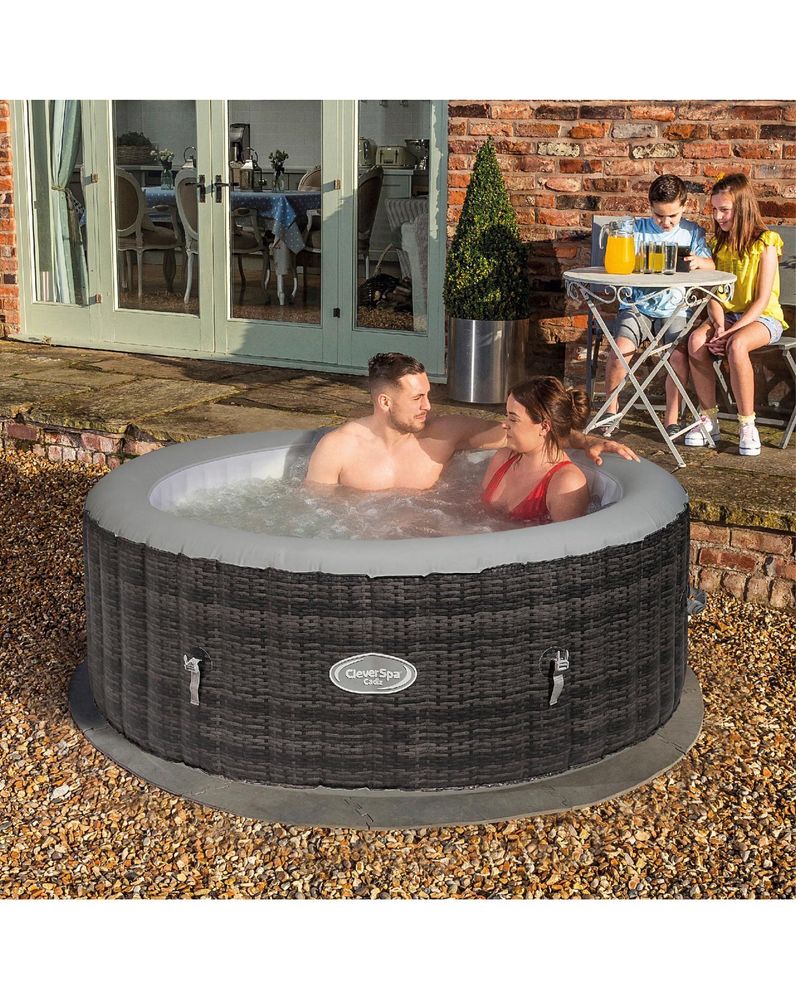 Jacuzzi cu hidromasaj CleverSpa Cadiz Rattan efect nou