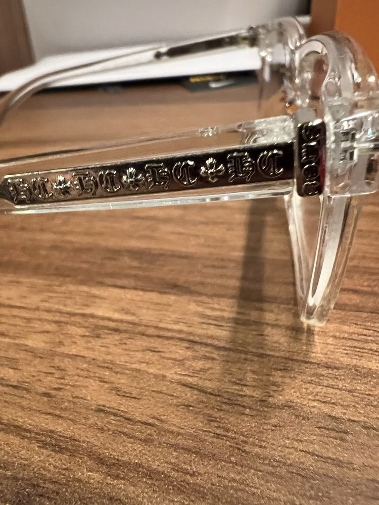 Chrome hearts очила