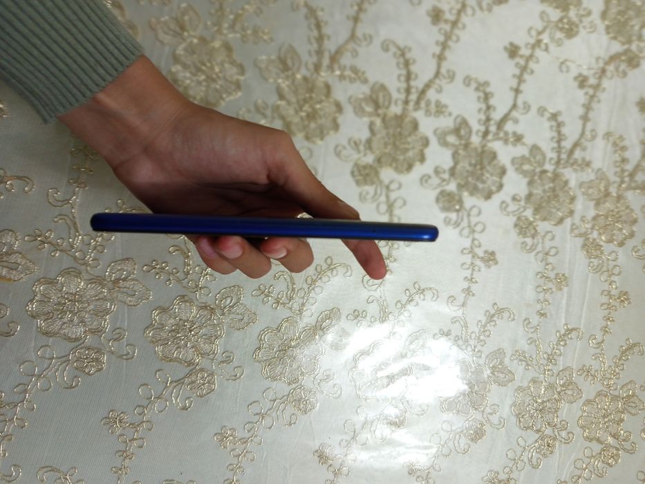 REDMI 7 srochna.