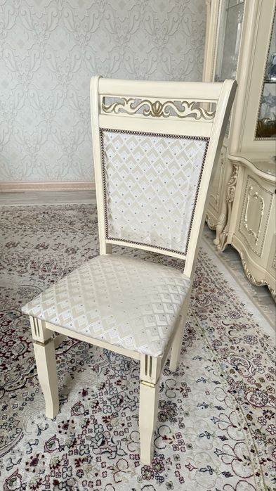 Стулья для гостиной