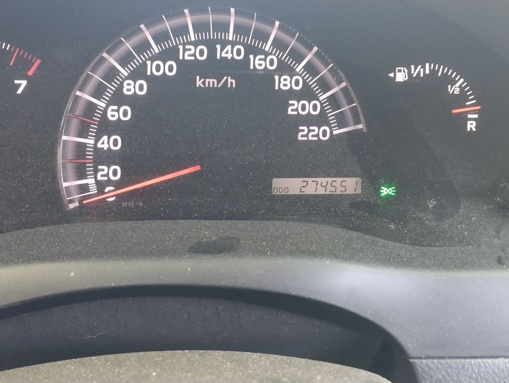 Тойота Авенсис Версо 2000 бензин facelift