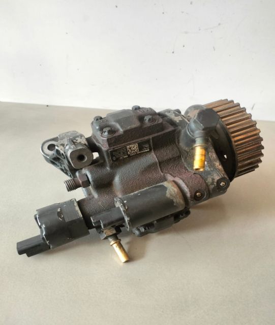 Pompa  inalta presiune  8200663258 Renault Megane a 2-a generatie (fa
