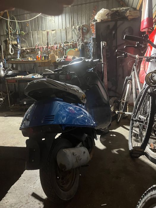 Vând sau schimb scuter kymco 80cc 2t