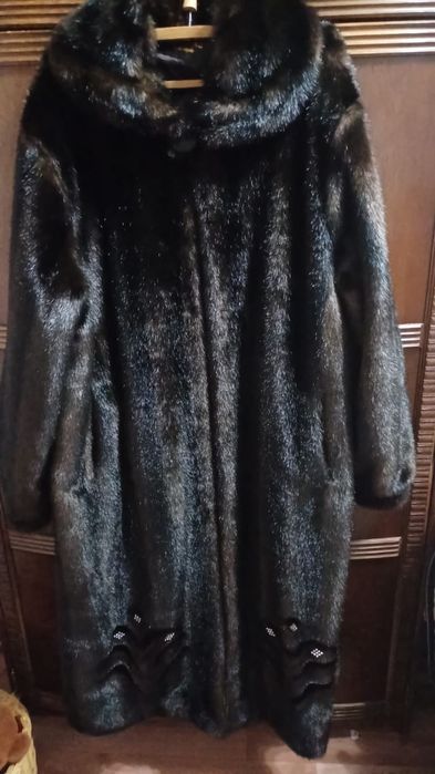 Продам шубу нутрия